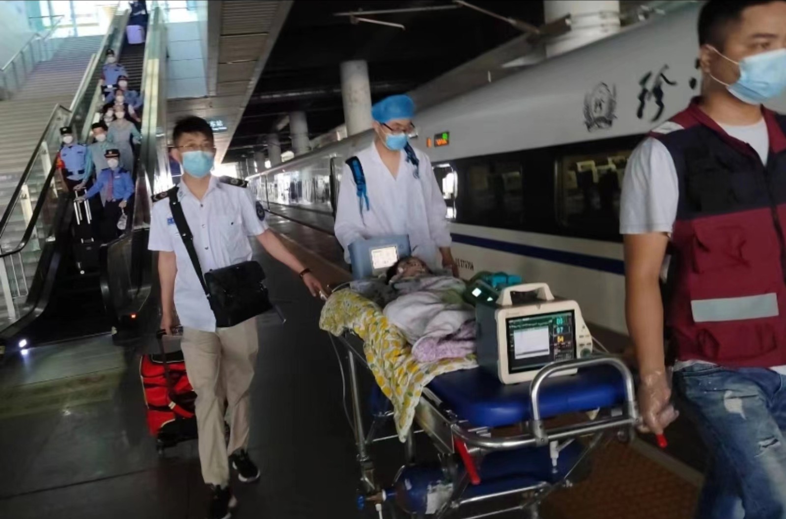 永兴县高铁转运公司